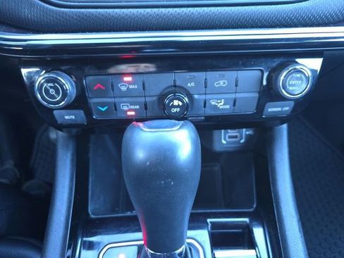 Used 2023 Jeep Compass Altitude image 16