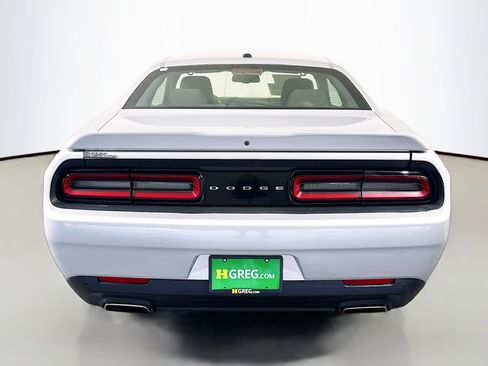 Used 2022 Dodge Challenger GT image 8