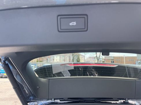 New 2026 Volkswagen Tiguan SE image 11