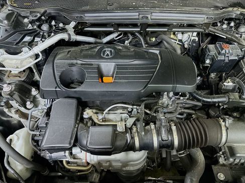 Used 2025 Acura TLX w/ Technology Package FWD image 9