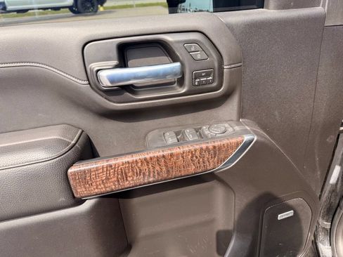 Used 2023 GMC Sierra 2500 Denali AWD/4WD image 9
