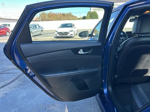 Used 2021 Kia Forte GT-Line image 18