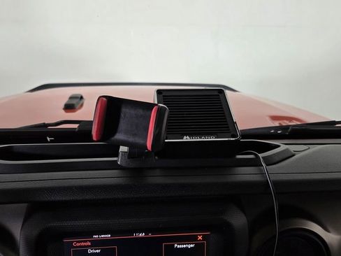 Used 2018 Jeep Wrangler Unlimited Sport S image 27