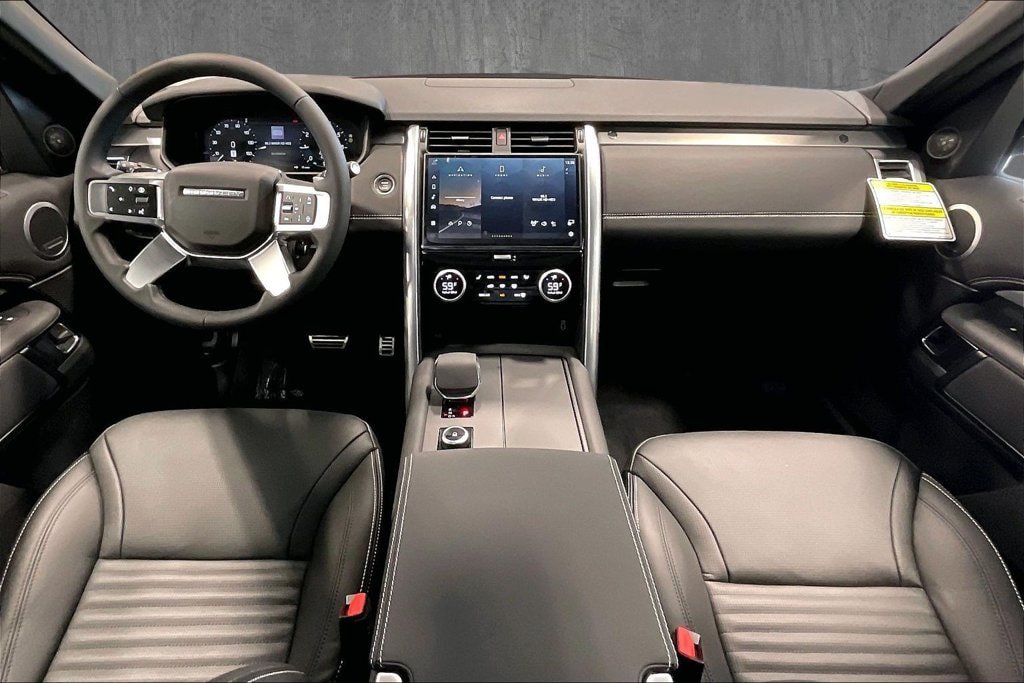 New 2026 Land Rover Discovery Limited Edition AWD/4WD image 6