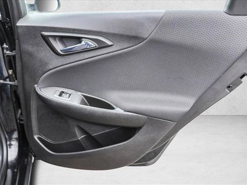 Used 2018 Chevrolet Malibu LT image 26