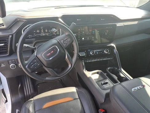 Used 2024 GMC Sierra 2500 AT4 w/ AT4 Premium Plus Package image 22
