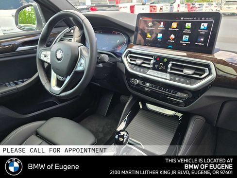 Used 2025 BMW X4 xDrive30i AWD/4WD image 12