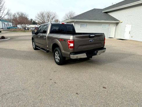Used 2018 Ford F150 XLT w/ Equipment Group 302A Luxury image 4