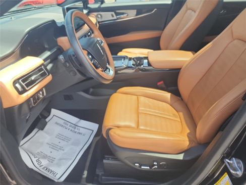 Used 2023 Lincoln Nautilus Black Label image 13