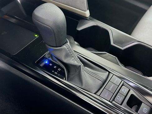 Used 2025 Toyota Camry LE image 25