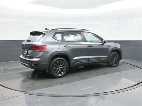 Used 2023 Volkswagen Taos S image 7