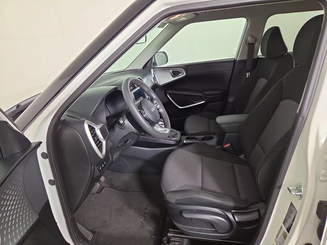 Certified 2024 Kia Soul LX w/ Option Group 015 FWD image 11