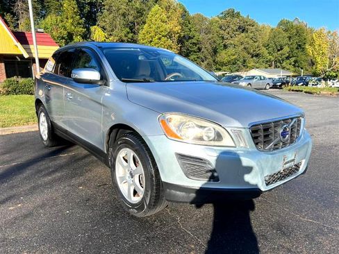 Used 2012 Volvo XC60 3.2 Platinum image 3