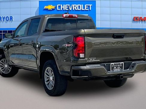 Used 2023 Chevrolet Colorado LT w/ LT Convenience Package II AWD/4WD image 4