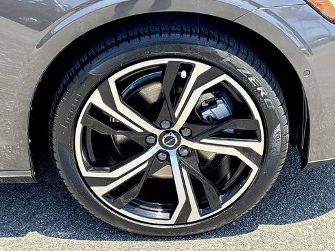 Used 2024 Volvo S60 B5 Plus w/ Climate Package AWD/4WD image 31