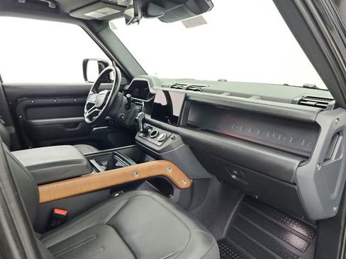 Used 2023 Land Rover Defender 110 X image 25