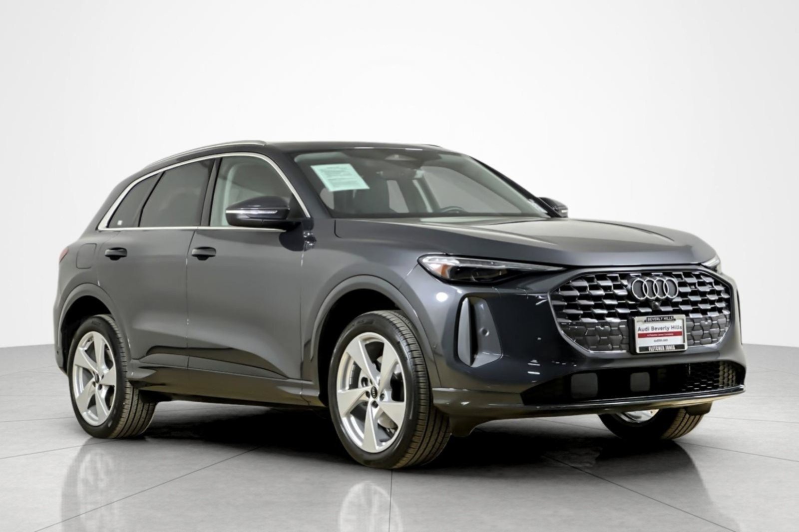 Used 2025 Audi Q5 Premium Plus w/ Premium Plus AWD/4WD image 7