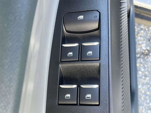 New 2026 Ford Maverick XL image 16