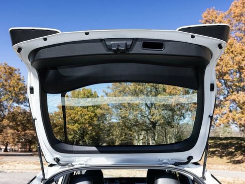 Used 2021 Toyota Prius AWD image 50