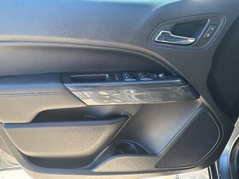 Used 2022 GMC Canyon AT4 image 11