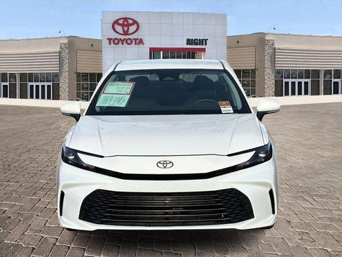 Certified 2025 Toyota Camry LE image 5