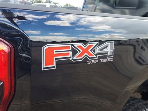 New 2025 Ford F250 Platinum w/ FX4 Off-Road Package image 5