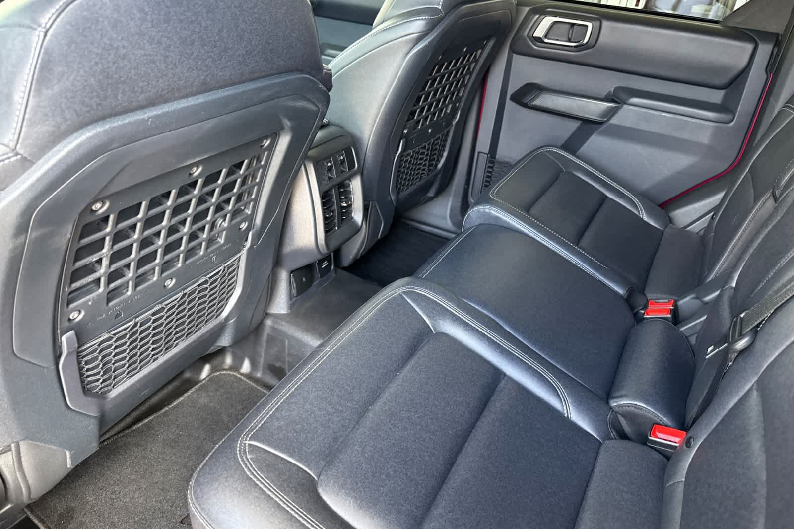 Certified 2025 Ford Bronco Badlands AWD/4WD image 12