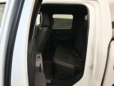 Used 2022 Nissan Frontier PRO-4X w/ Off-Road Protection Package image 32