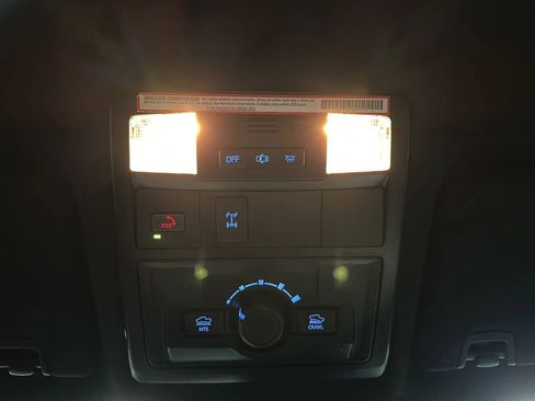 Used 2023 Toyota Tacoma TRD Off-Road image 23