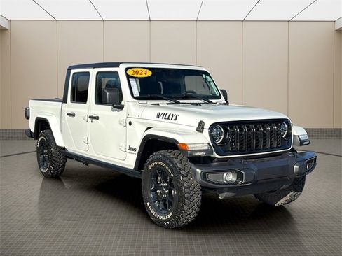 Certified 2024 Jeep Gladiator Sport image 7