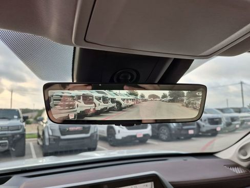 Used 2022 Toyota Highlander Platinum AWD/4WD image 26