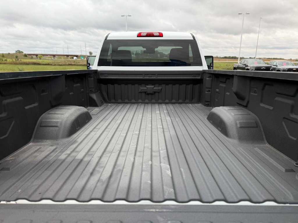 Used 2024 Chevrolet Silverado 3500 LT w/ Convenience Package AWD/4WD image 16