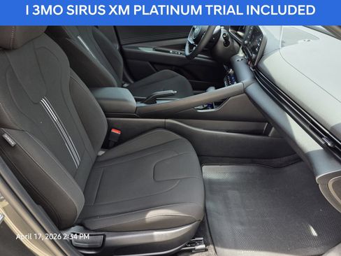 Certified 2025 Hyundai Elantra Sport FWD image 13