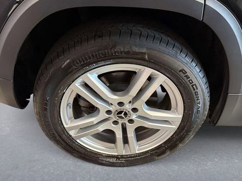 Used 2023 Mercedes-Benz GLB 250 4MATIC image 7
