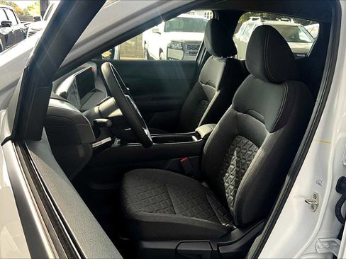 New 2026 Nissan Kicks SV image 15