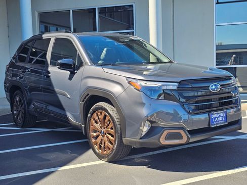 Used 2025 Subaru Forester Sport AWD/4WD image 7