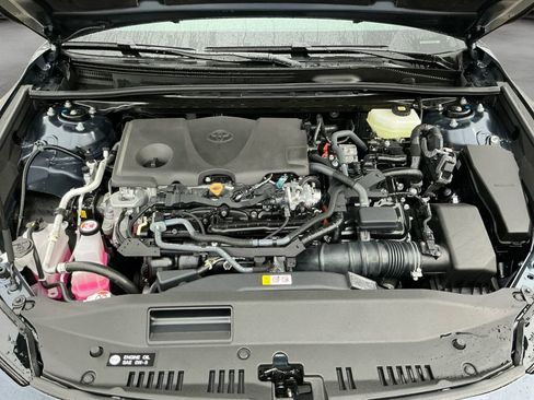 New 2026 Toyota Camry SE image 18