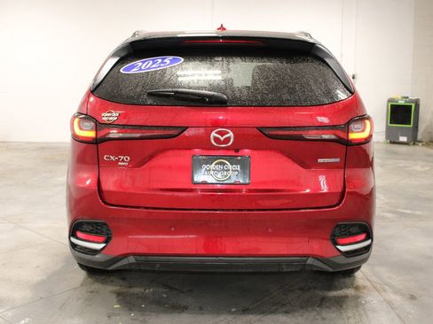 Used 2025 MAZDA CX-70 Plug-In Hybrid w/ Premium Pkg AWD/4WD image 8