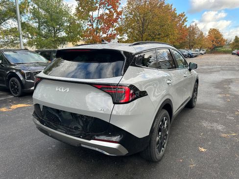 New 2026 Kia Sportage SX image 5
