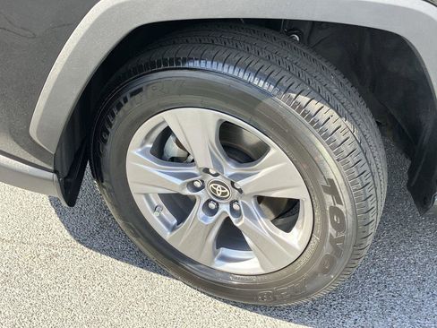 Used 2023 Toyota RAV4 LE image 9