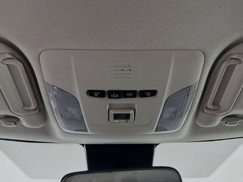 Used 2022 Toyota Corolla LE image 18