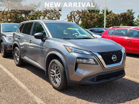 Used 2021 Nissan Rogue S AWD/4WD image 1