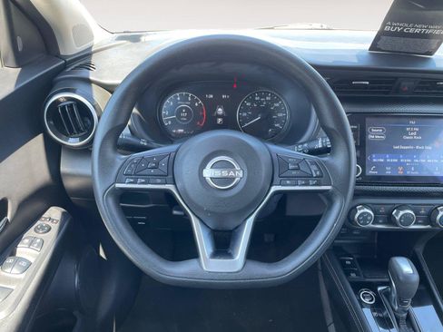 Used 2023 Nissan Kicks SV FWD image 12