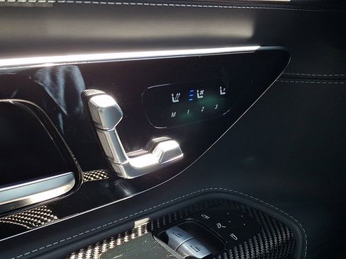Used 2025 Mercedes-Benz AMG GT 63 image 22