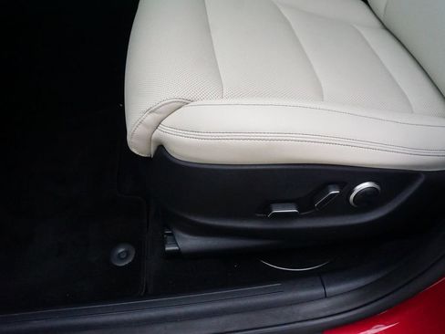 Certified 2026 Genesis GV70 2.5T Select image 15