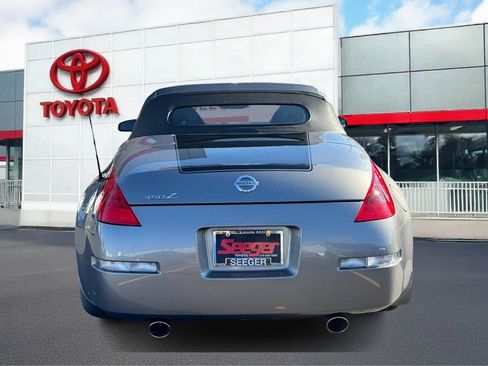 Used 2008 Nissan 350Z Enthusiast image 8