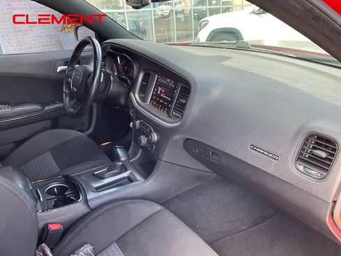 Used 2022 Dodge Charger R/T w/ Blacktop Package RWD image 36