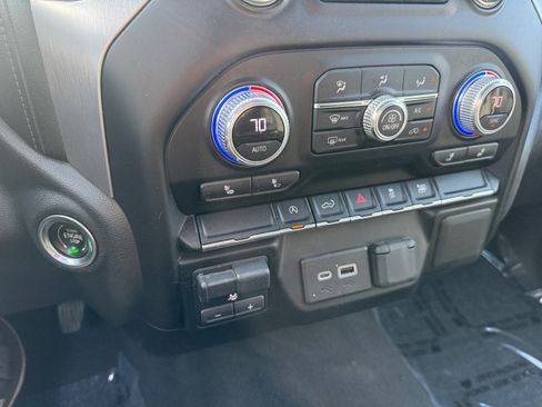 Used 2021 GMC Sierra 1500 Elevation image 13