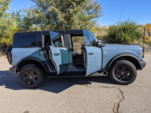 New 2025 Ford Bronco Outer Banks image 7