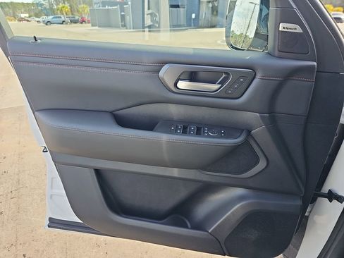 New 2026 Nissan Armada PRO-4X image 33